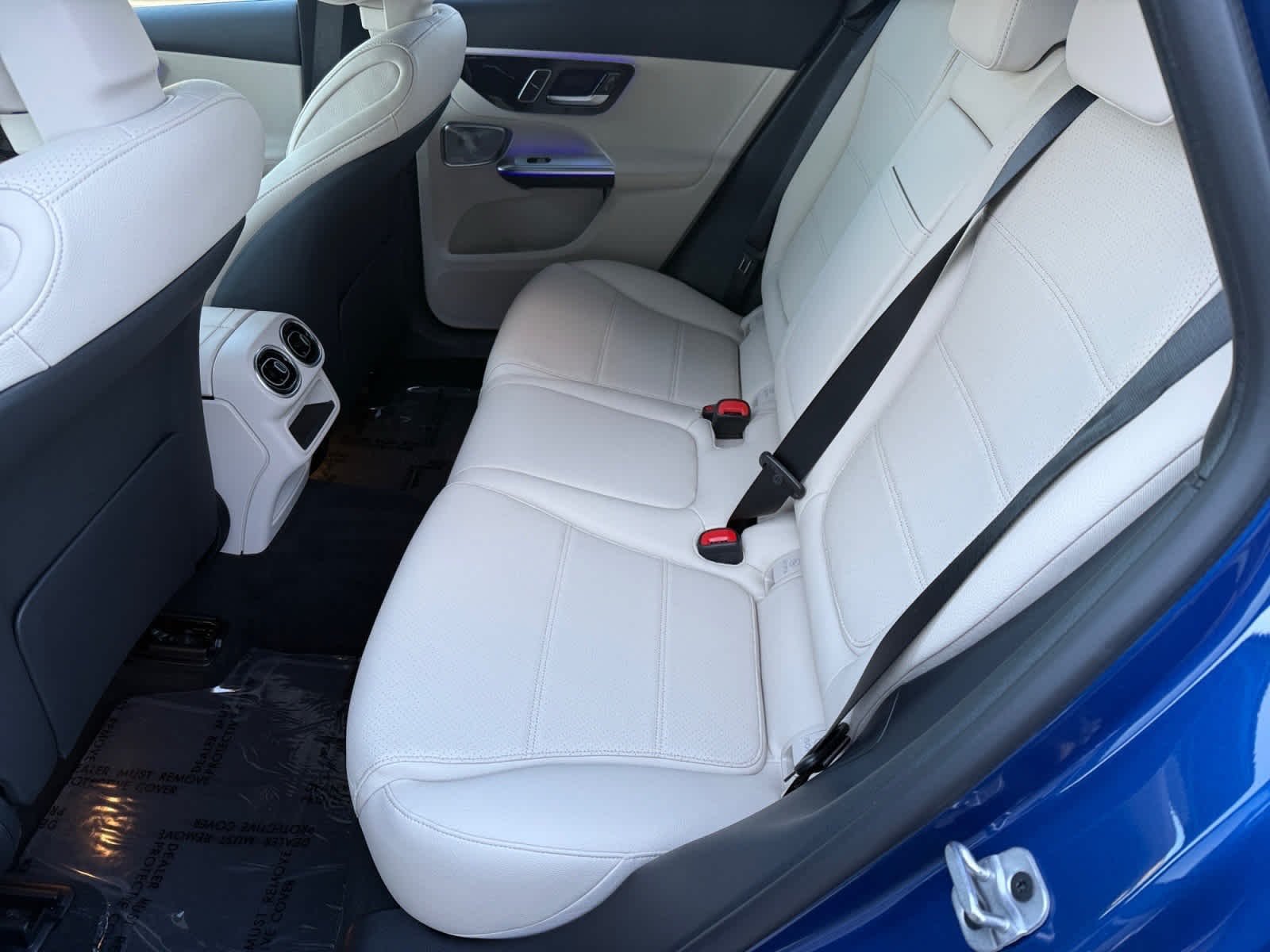 Used 2026 Starling Blue Metallic Mercedes-Benz GLC 300 image 11