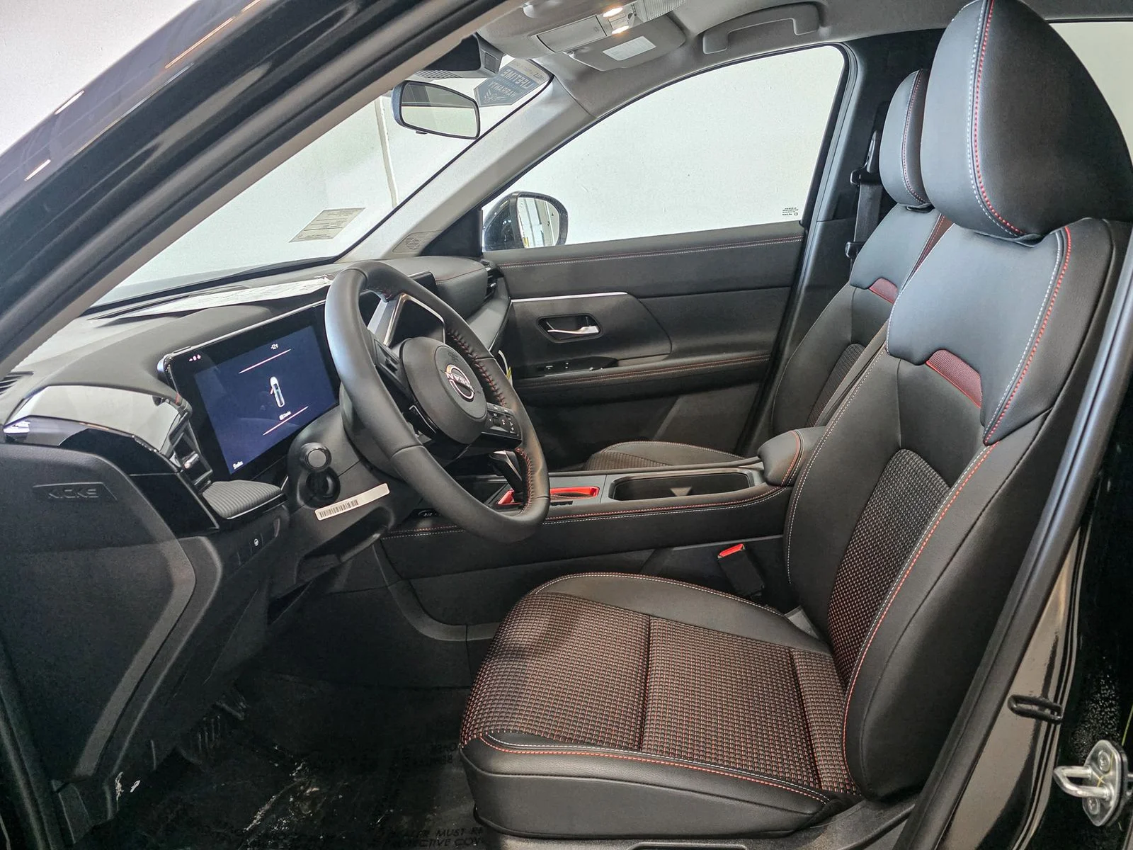 2026 Nissan KICKS SR AWD - Photo 29