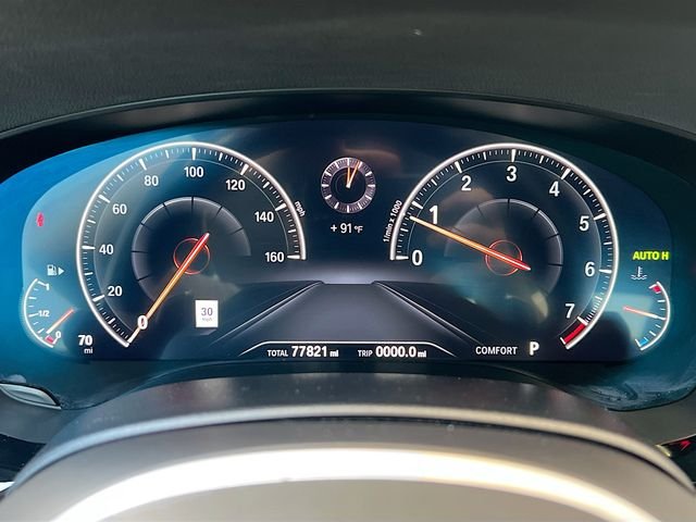 Used 2019 Black BMW 540i image 13