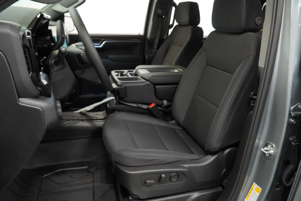 New 2026 Sterling Gray Metallic Chevrolet RST image 4