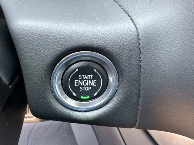 Used 2021 Gray Chevrolet LT image 39