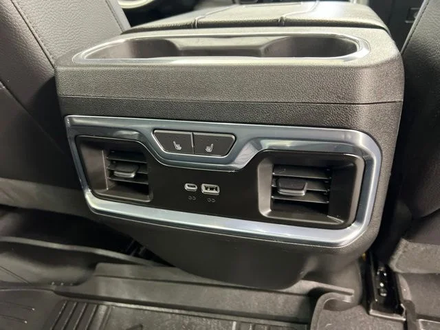 Used 2024 Silver GMC Denali image 27