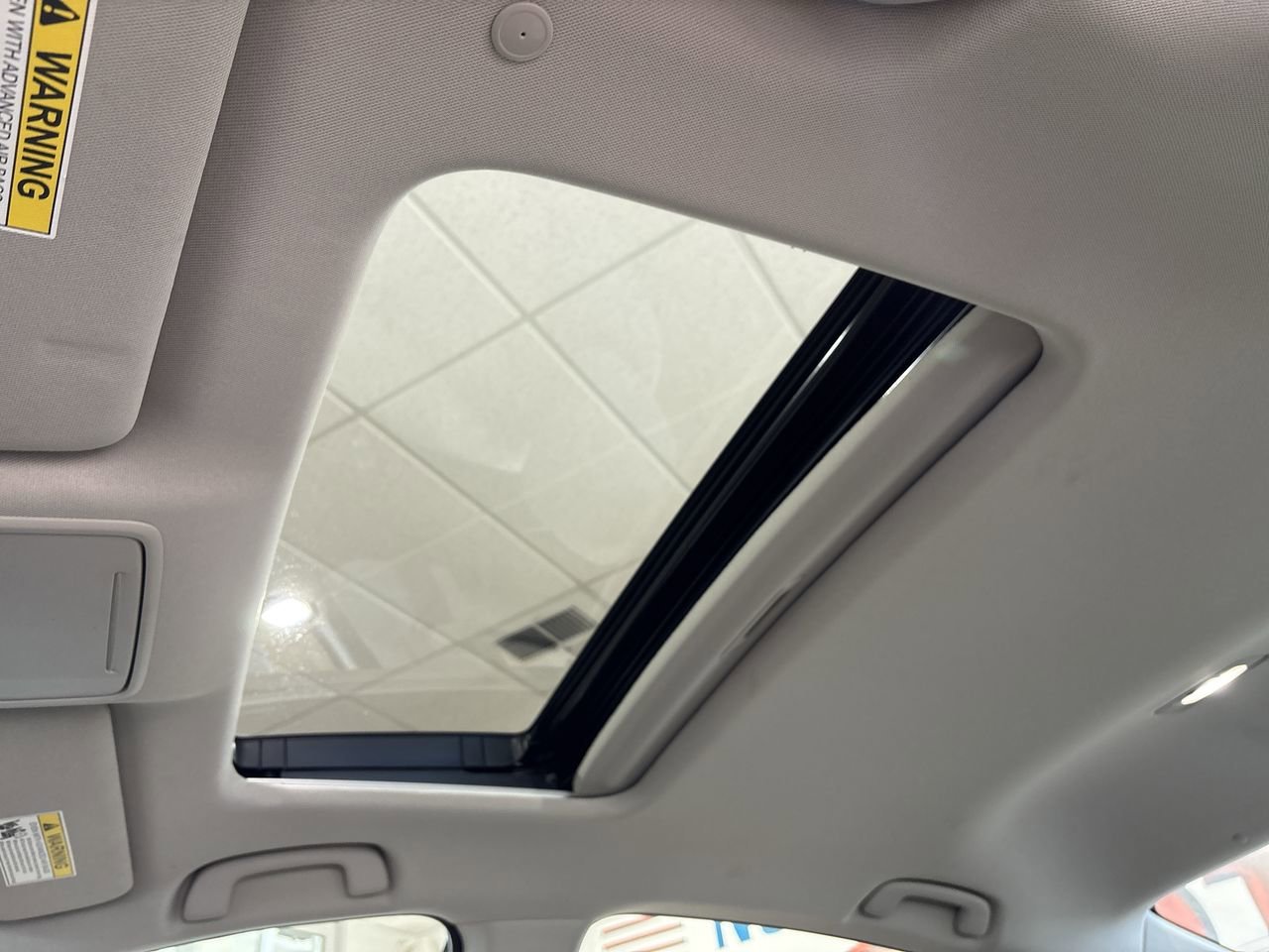 Used 2024 White Honda EX image 22