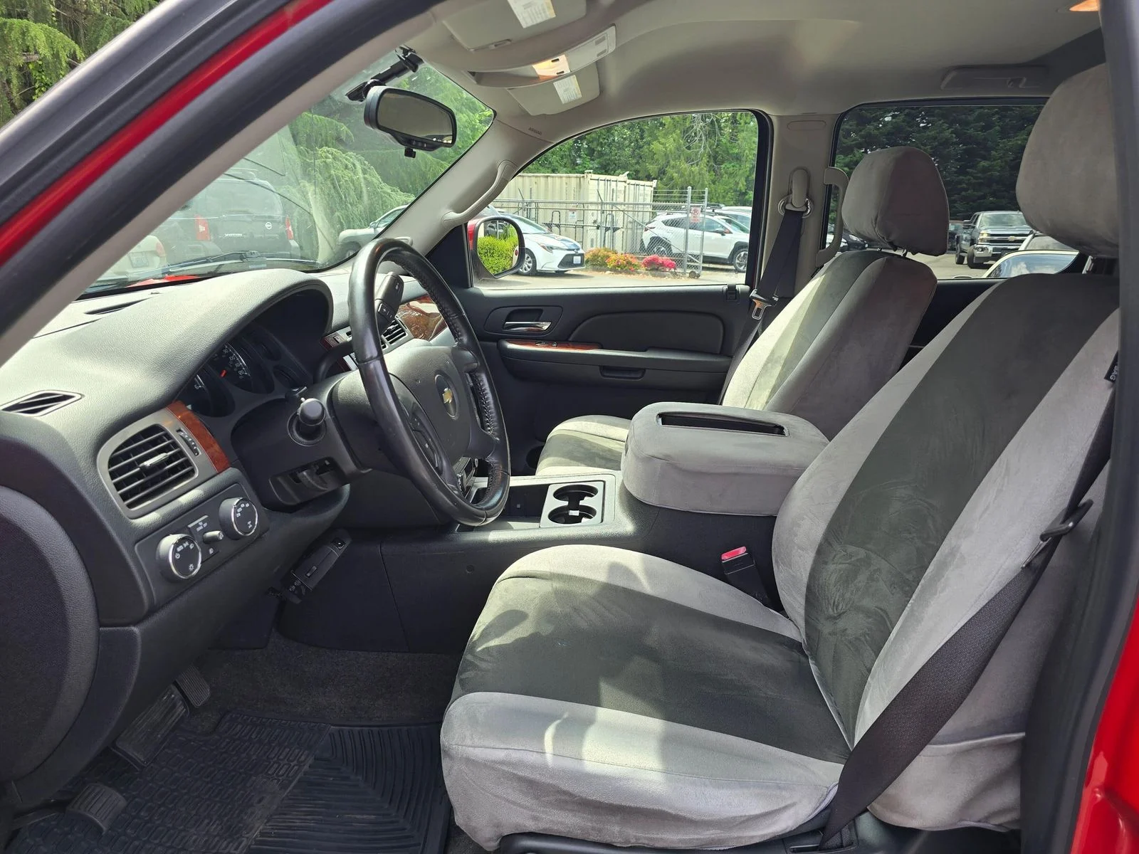 Used 2009 Victory Red Chevrolet LT image 9