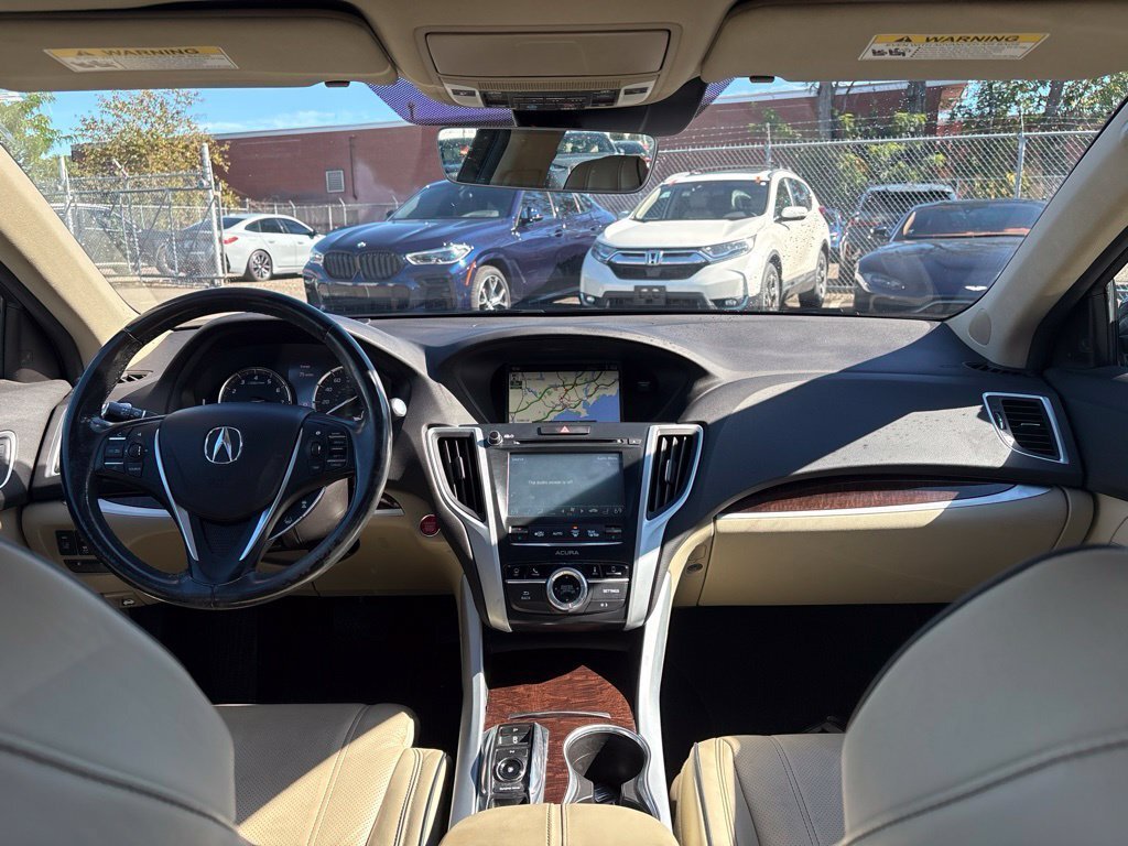 Used 2019  Acura 3.5L Technology Pkg image 11