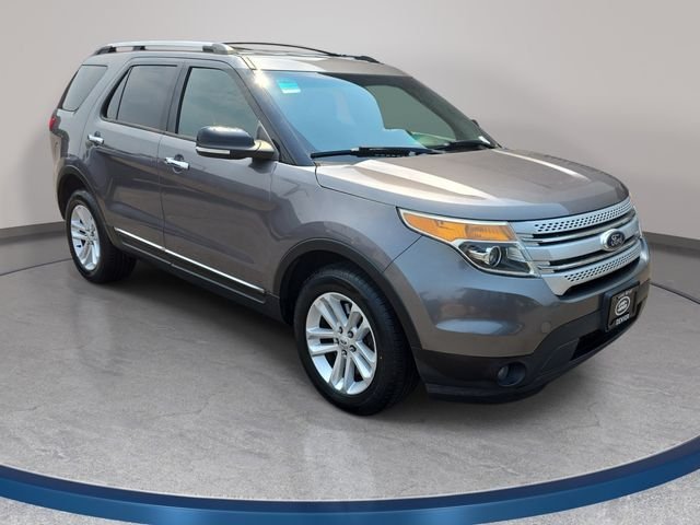 Used 2014 Gray Ford XLT image 4