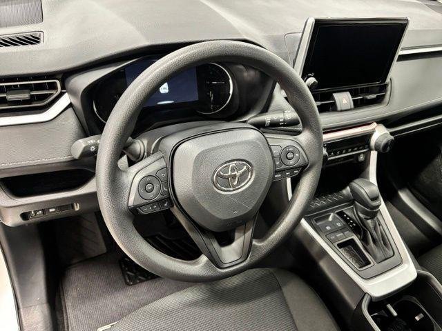 Certified Used 2025 ICE CAP Toyota  image 16