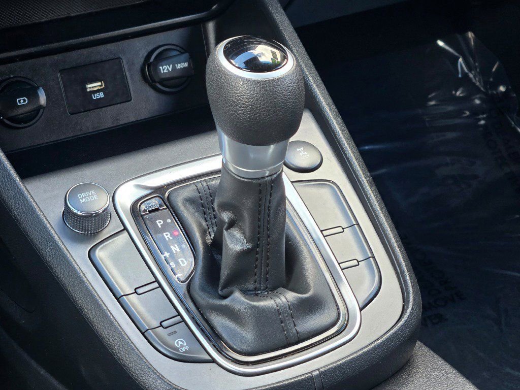 2023 Hyundai Kona SEL - Photo 25