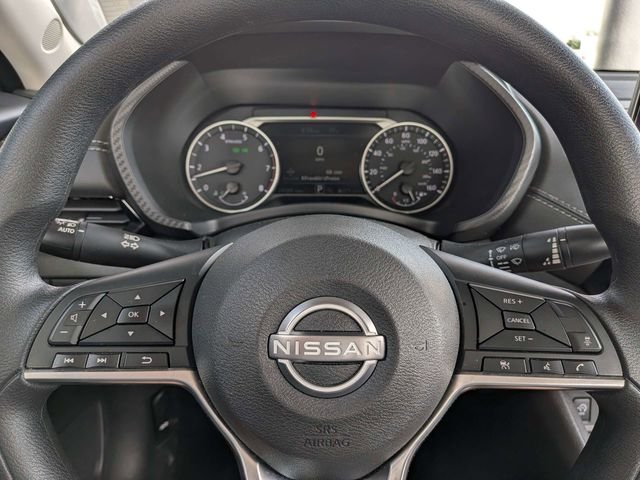 Used 2025 White Nissan SV image 25