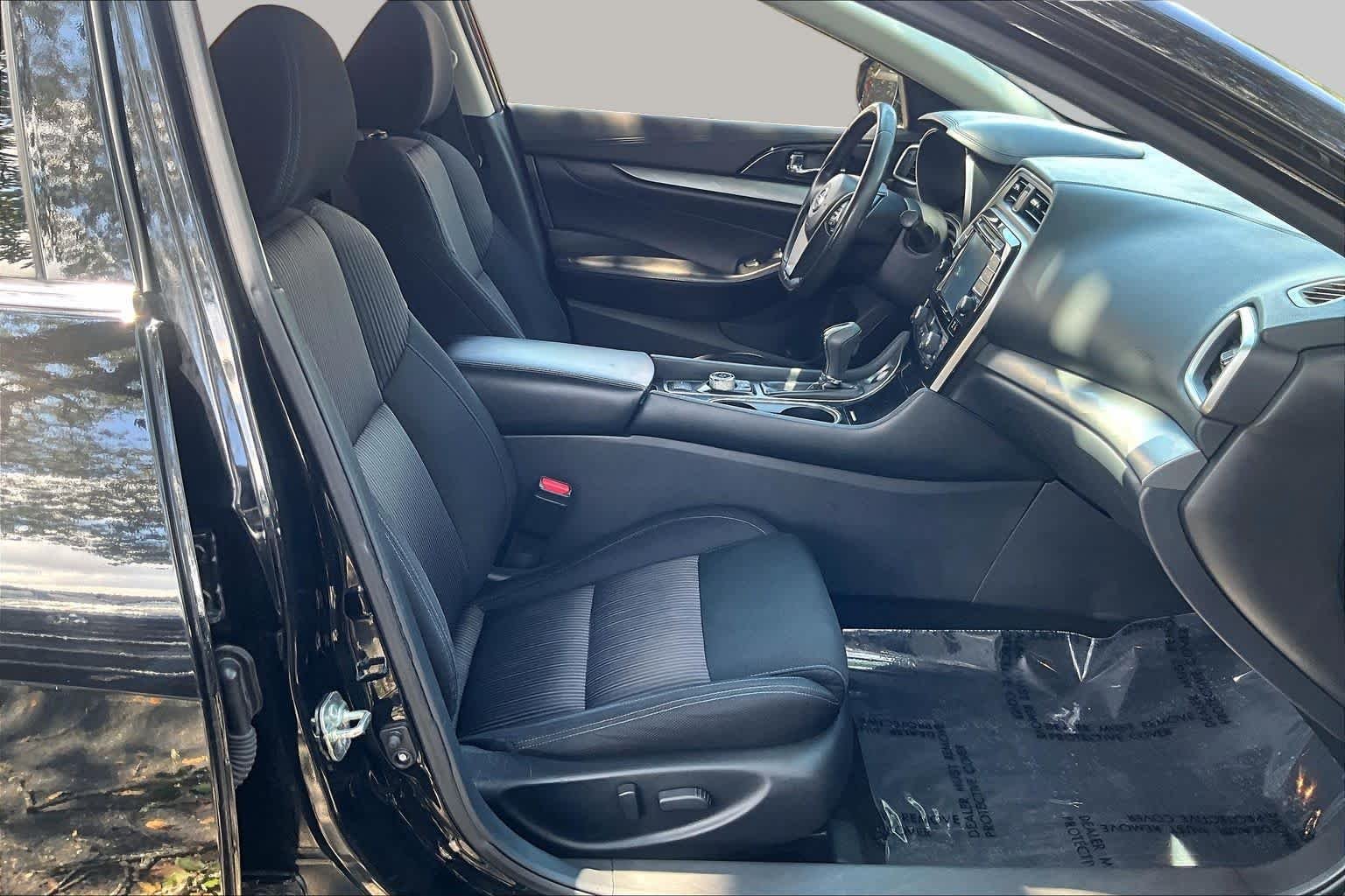 Pre-Owned 2017 Nissan Maxima S