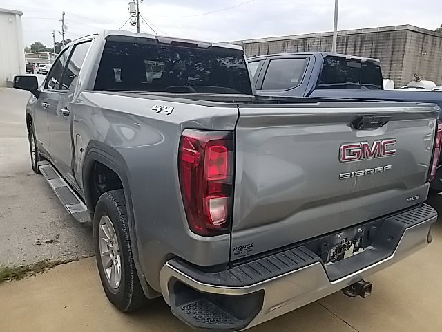 Used 2024 Sterling Metallic GMC SLE image 17