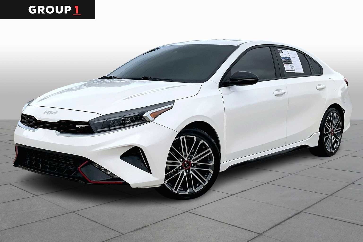 2023 Kia Forte GT's photo