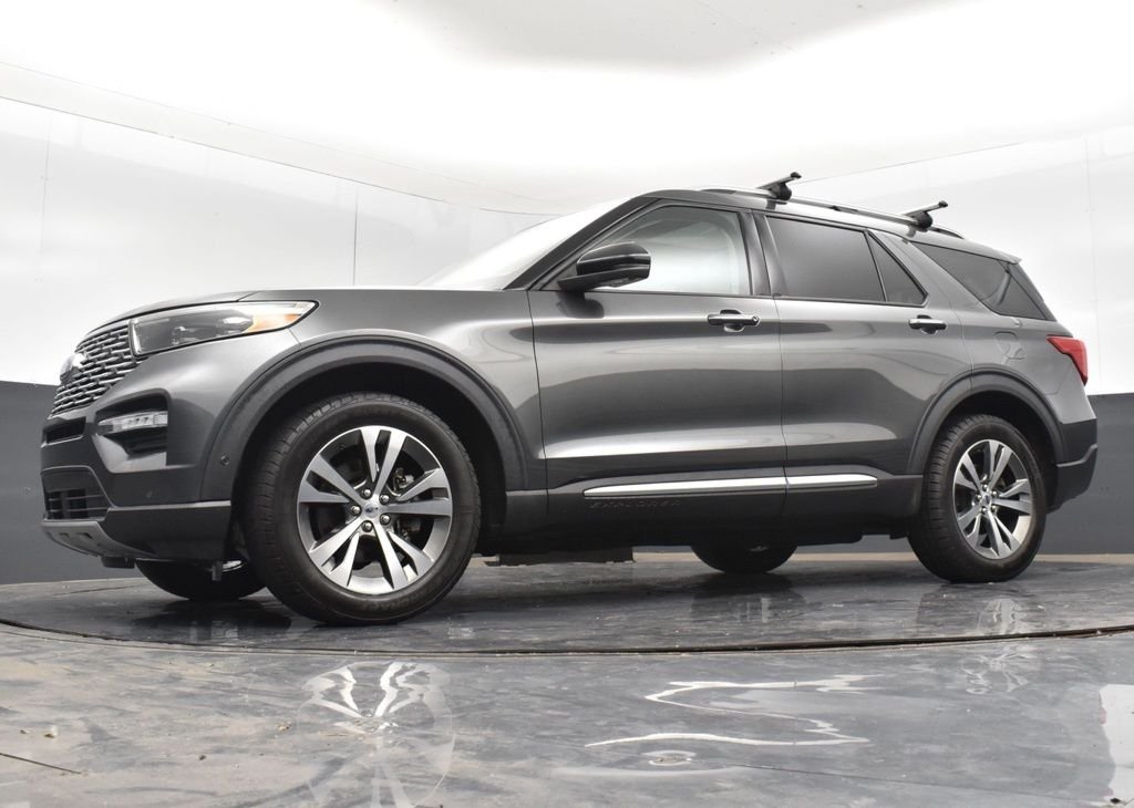 Used 2020 Gray Ford Platinum image 28