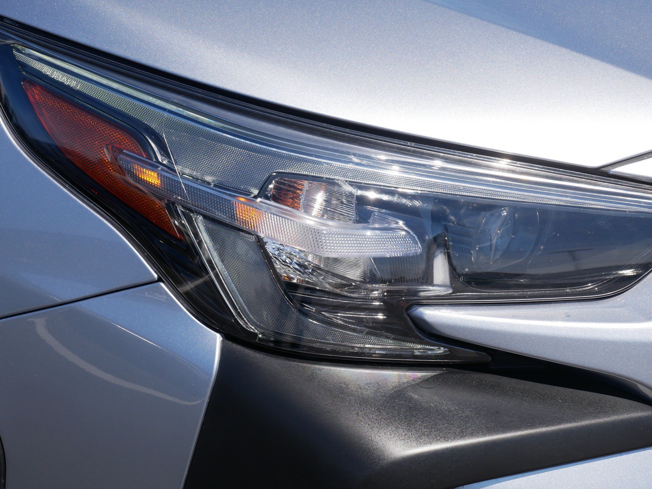 Used 2025 Ice Silver Metallic Subaru Premium image 16