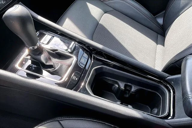 Used 2024 Metallic Jeep Trailhawk image 18