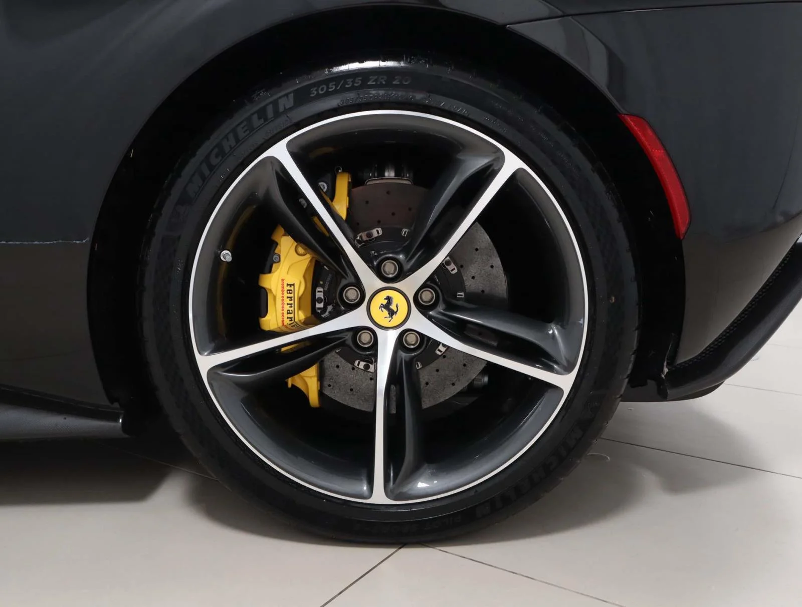 Used 2025 Nero Daytona Ferrari Coupe image 9