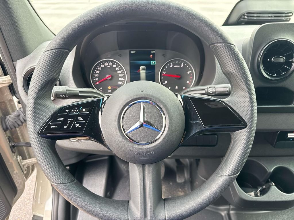 2025 Mercedes-Benz Sprinter Cargo Van Base - Photo 10