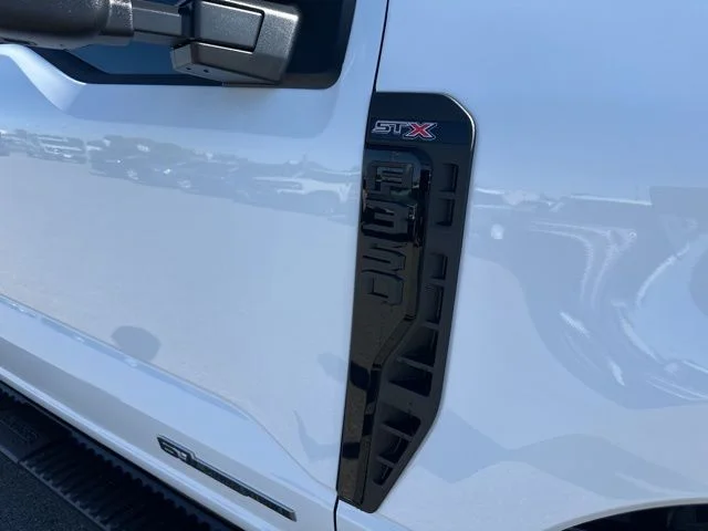 2026 Ford F-350 Super Duty XL - Photo 7