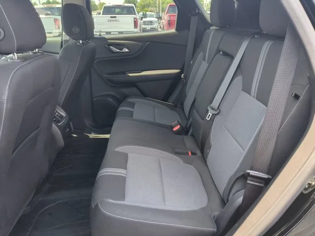 Used 2024 Black Chevrolet 2LT image 29