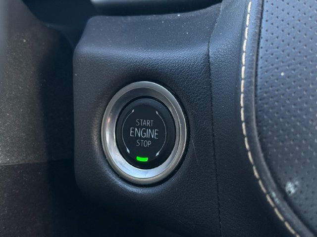 Used 2024 Black Chevrolet Premier image 27