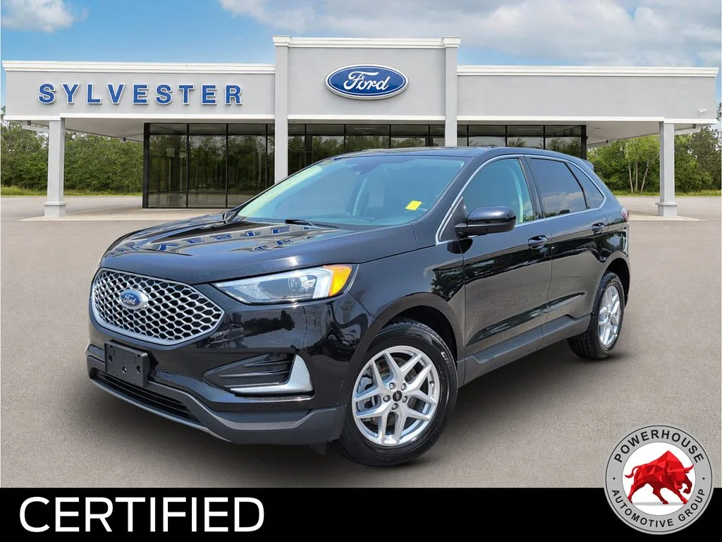 Used 2024 Black Ford SEL image 1