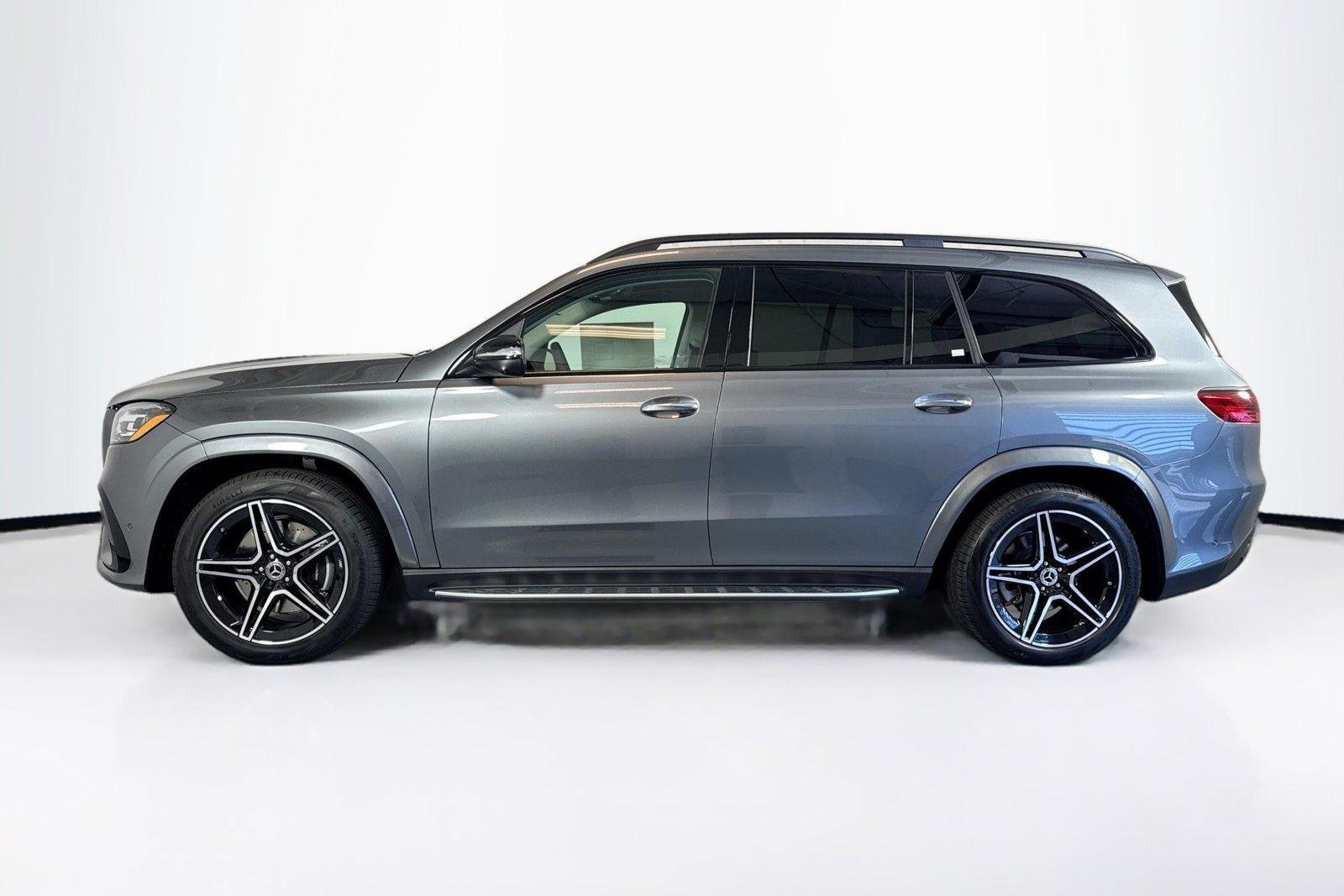 New 2026 Selenite Grey Metallic Mercedes-Benz GLS 450 image 8