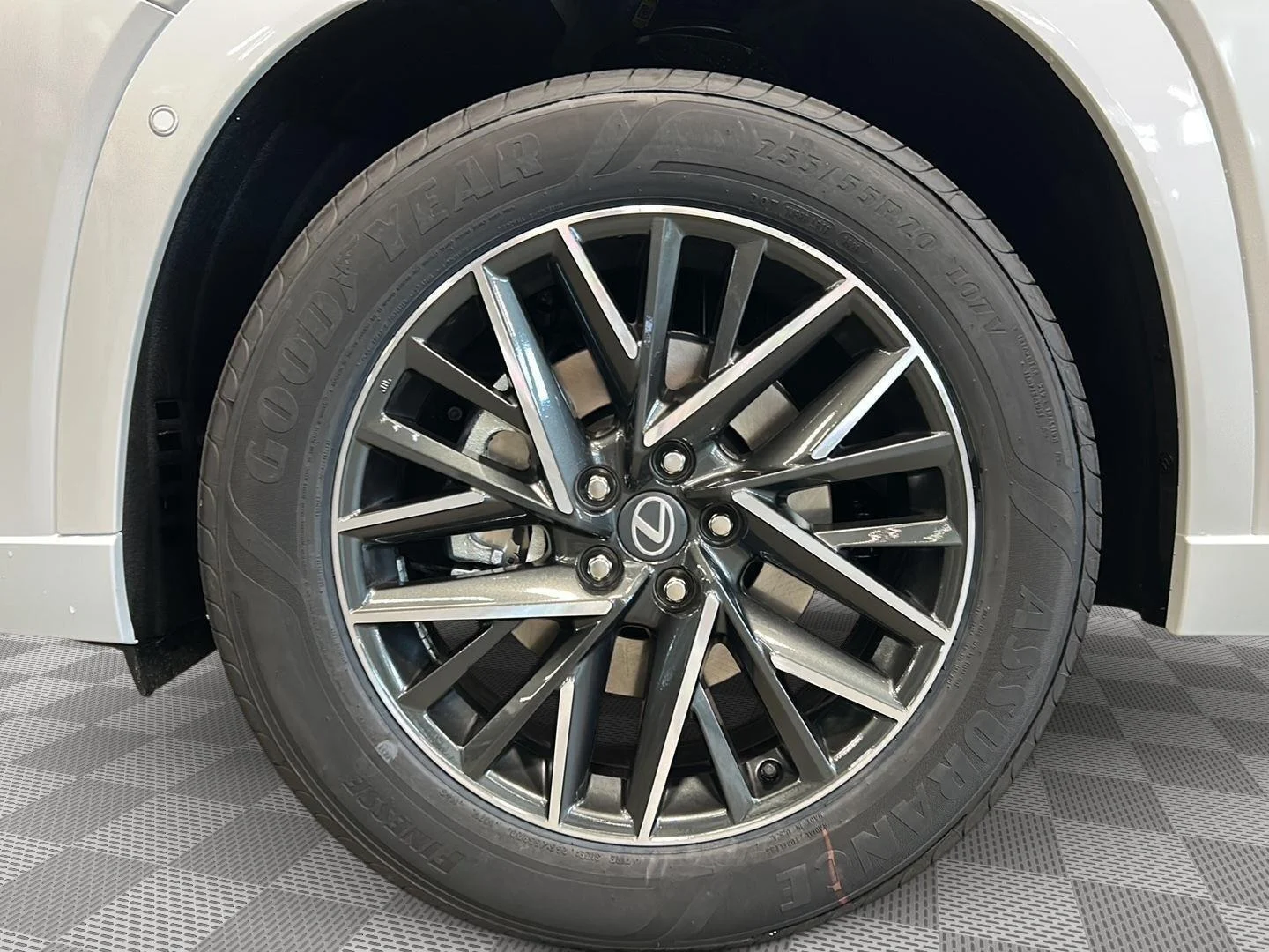 New 2026 Wind Chill Pearl Lexus TX 350 Luxury image 19