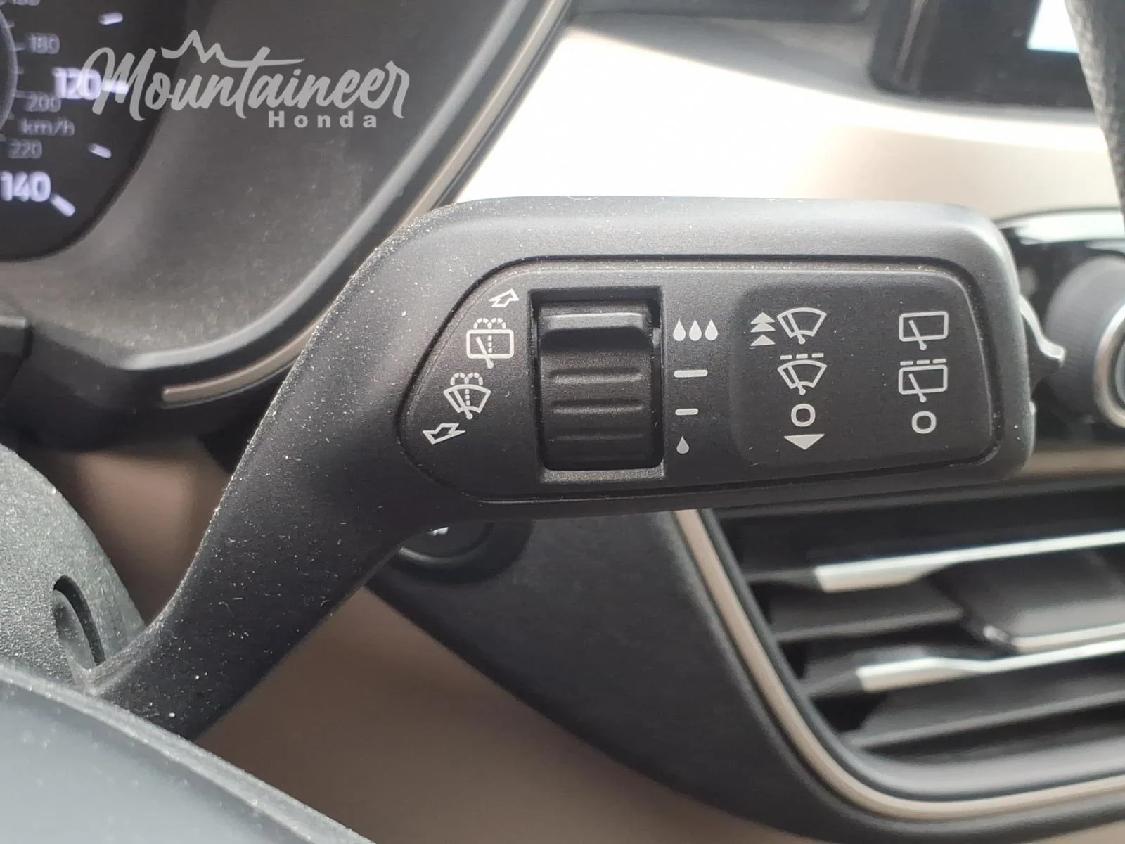 Used 2020 Agate Black Ford SEL image 33