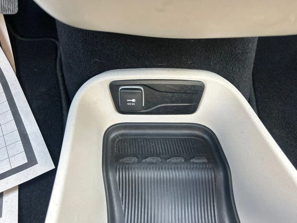 Used 2023 White Chrysler Touring L image 22