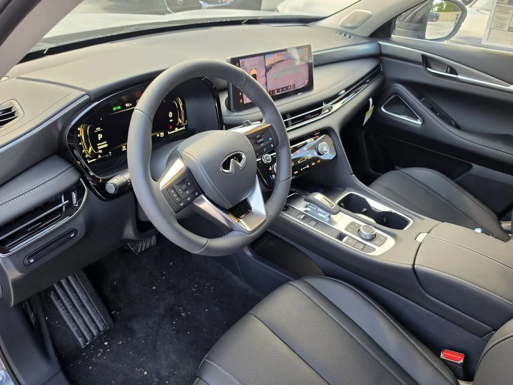 New 2027 MOONBOW BLUE INFINITI Luxe AWD image 21