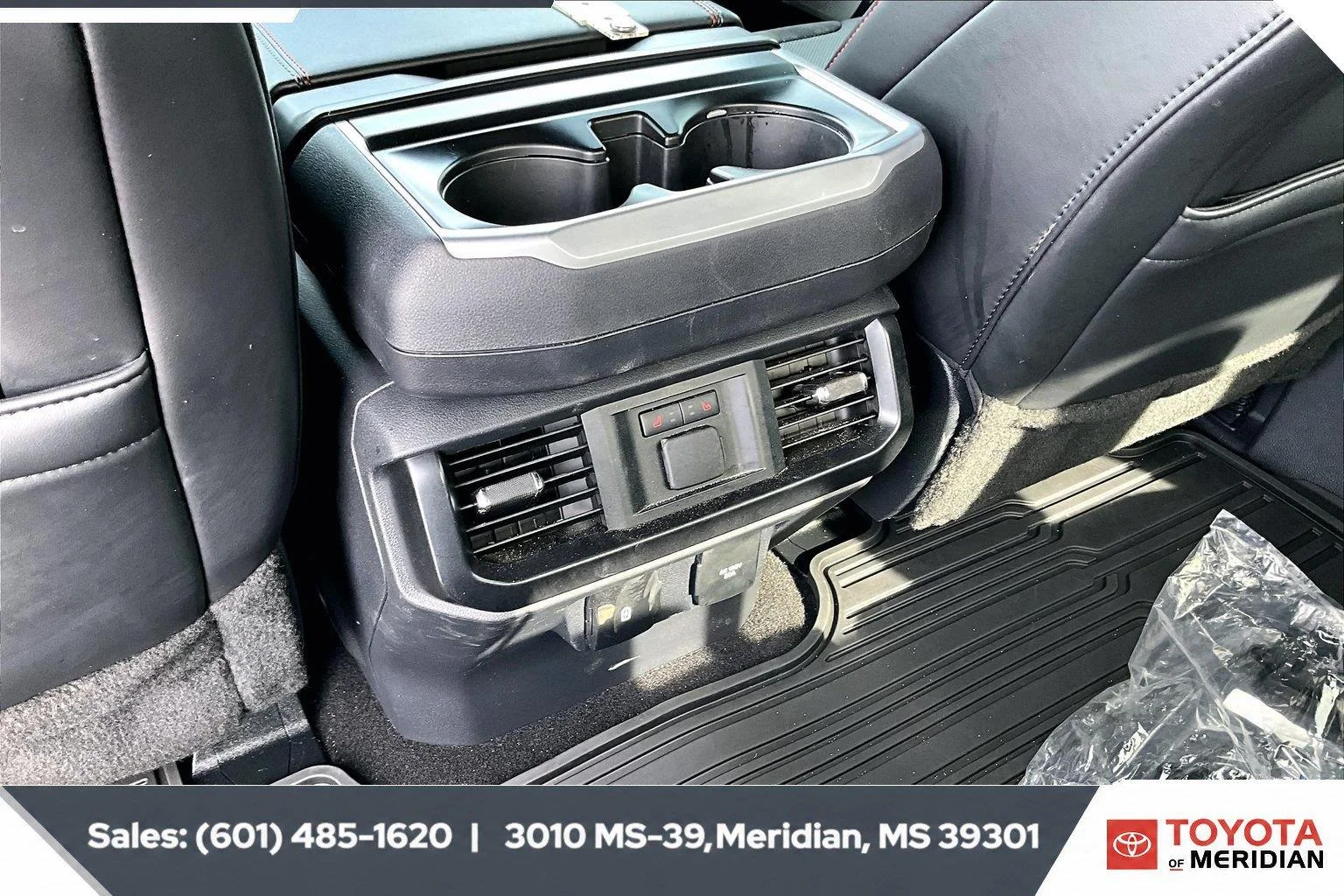 Used 2026 Shelter Green Ford Raptor image 24