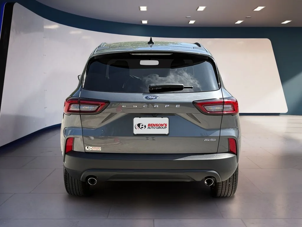 Used 2025 Gray Ford ST-Line image 4