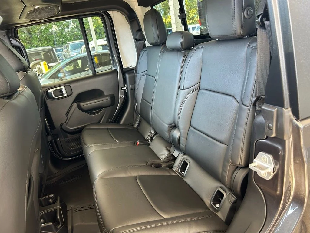 New 2026 Granite Crystal Metallic Clear-Coat Exterior Paint Jeep Sport image 52