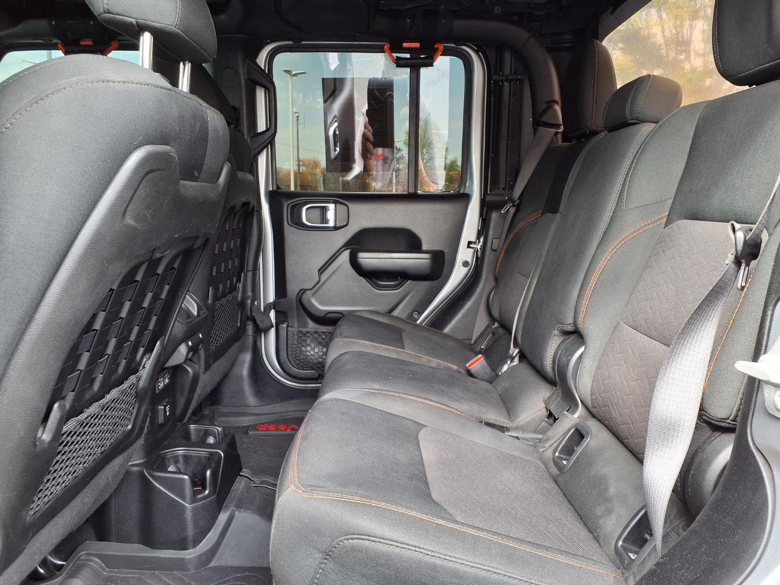 Used 2021 Billet Silver Metallic Clearcoat Jeep Mojave image 20