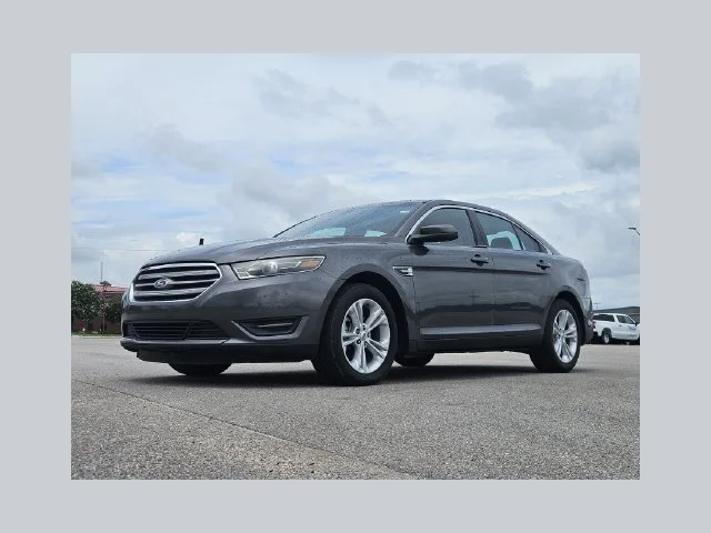 2015 Ford Taurus SEL