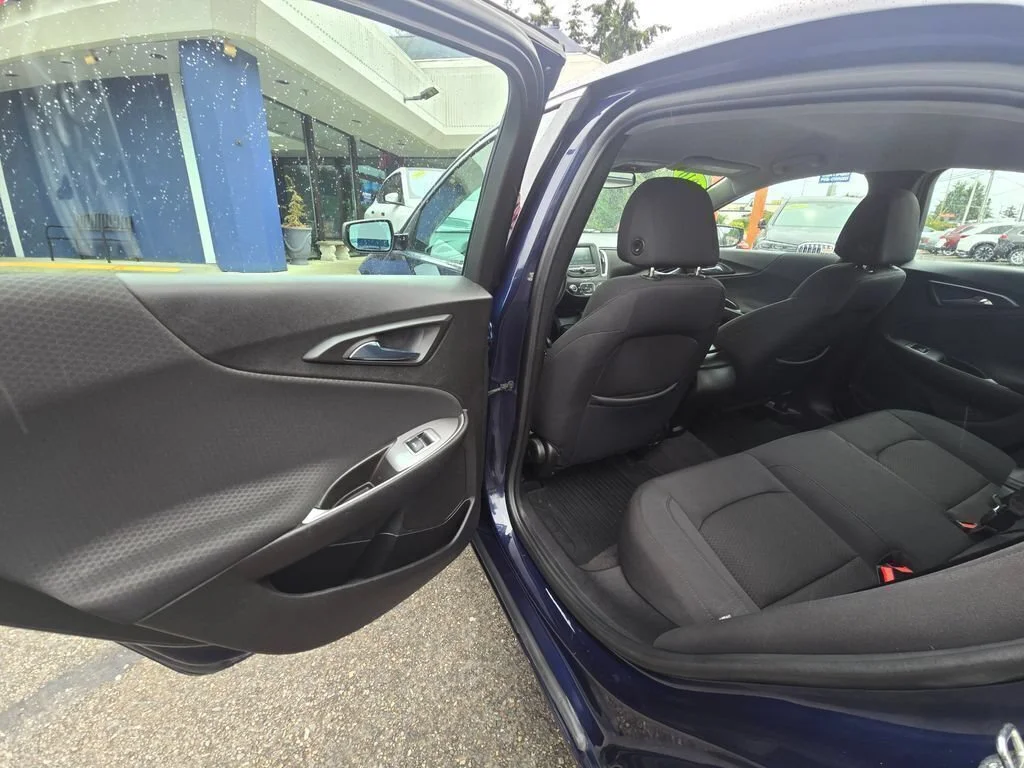 2016 Chevrolet Malibu 1LS - Photo 15