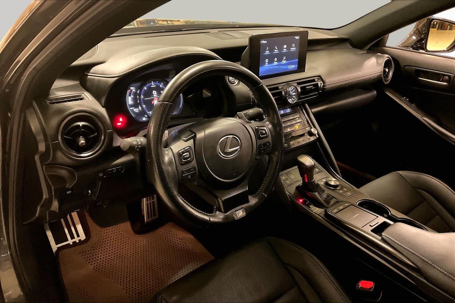 2023 Lexus IS 350 F SPORT - Photo 31
