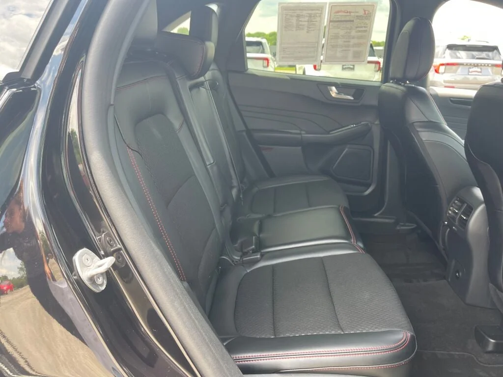 Used 2025 Agate Black Ford ST-Line image 27