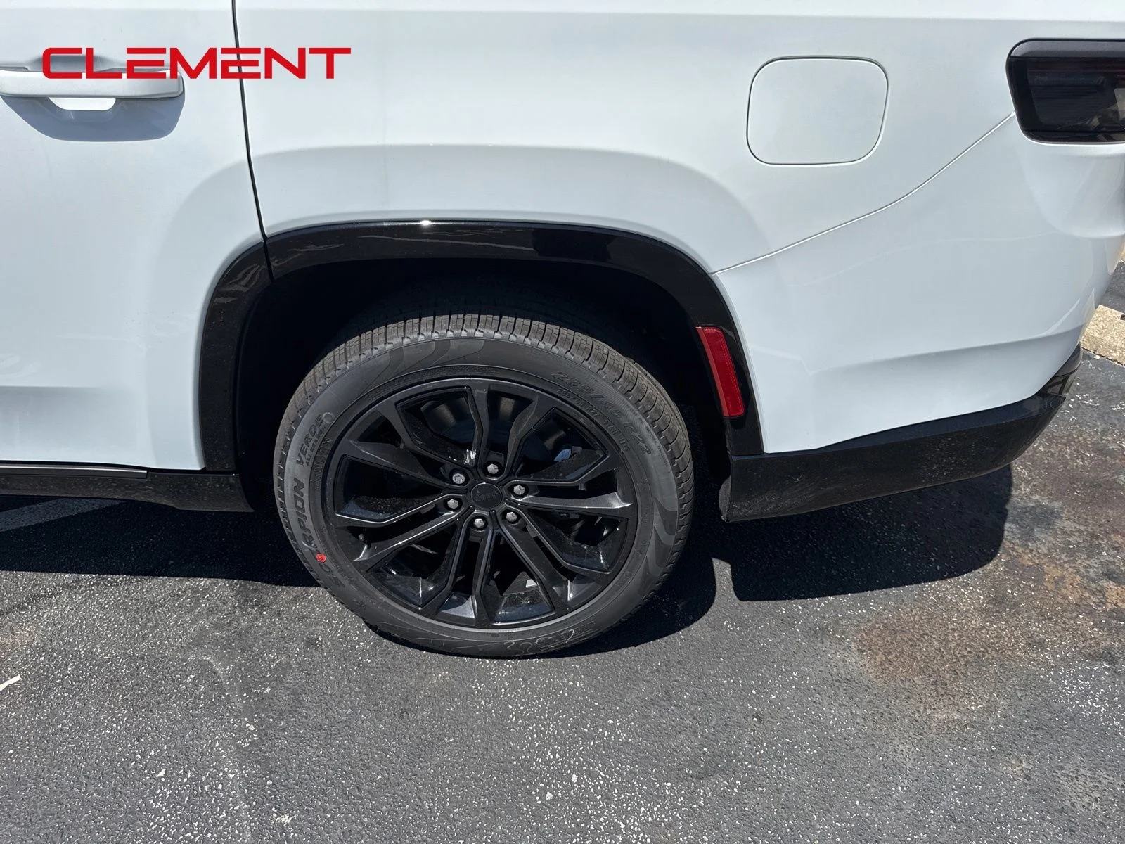New 2026 Bright White Clearcoat Jeep Summit Reserve image 4