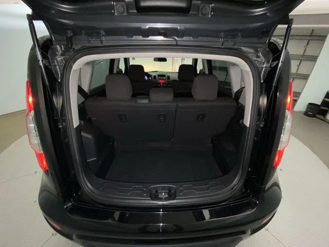Used 2013 Gray Kia Base image 21