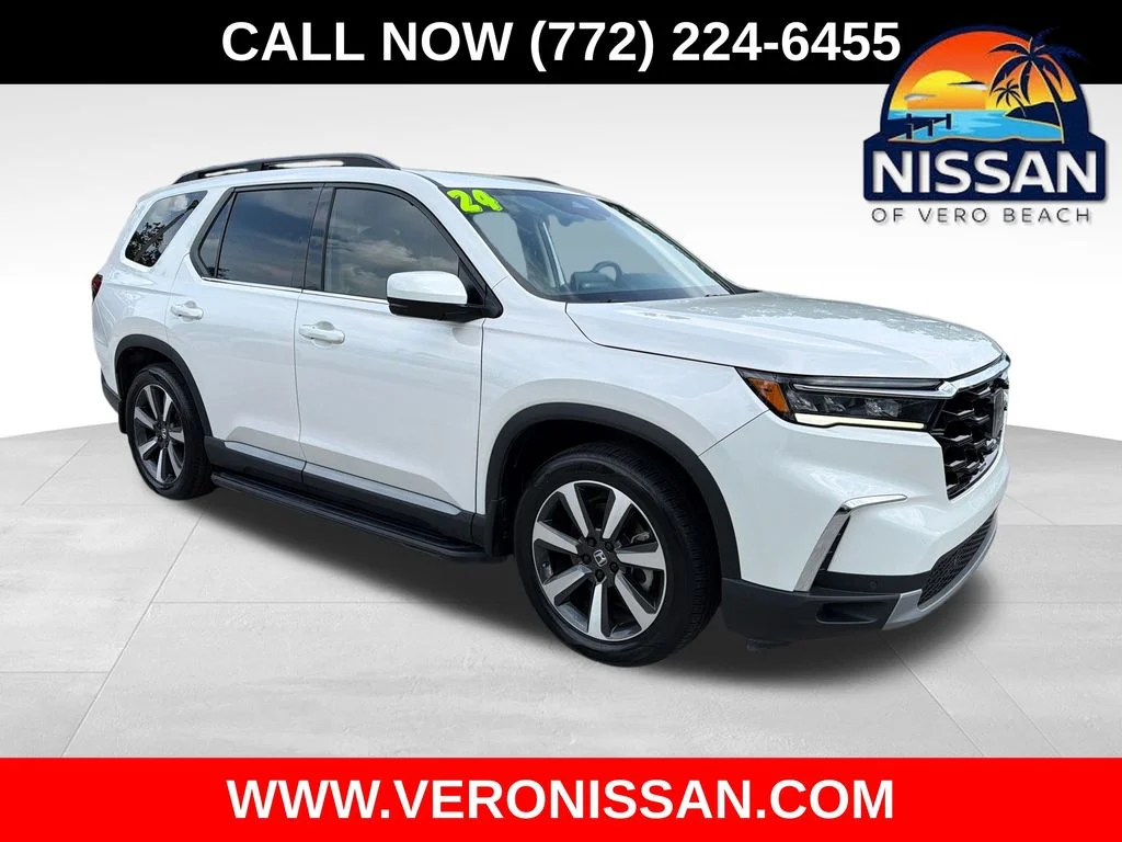 2024 Honda Pilot Touring 2WD's photo