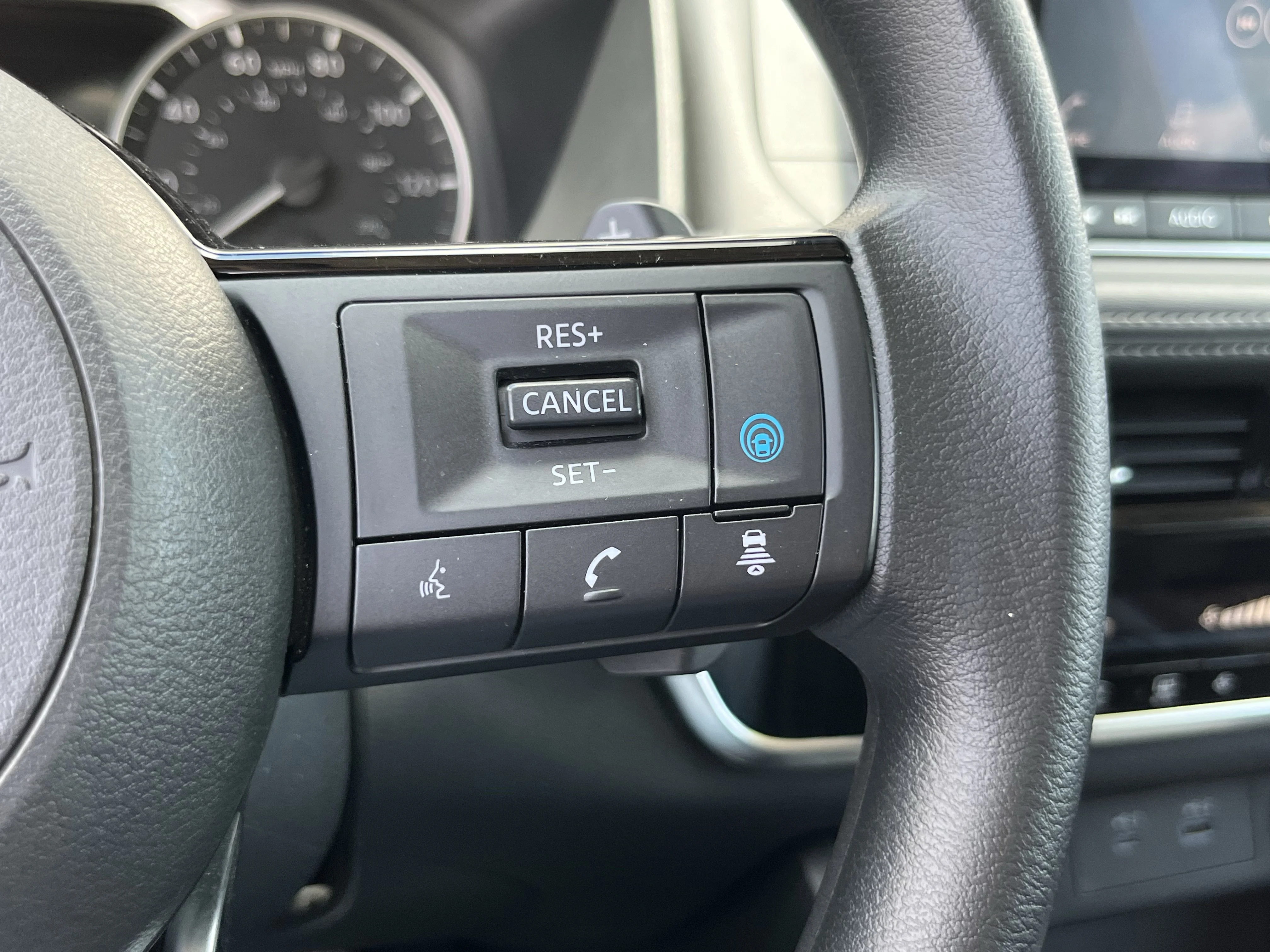 Used 2021 Gun Metallic Nissan SV image 25