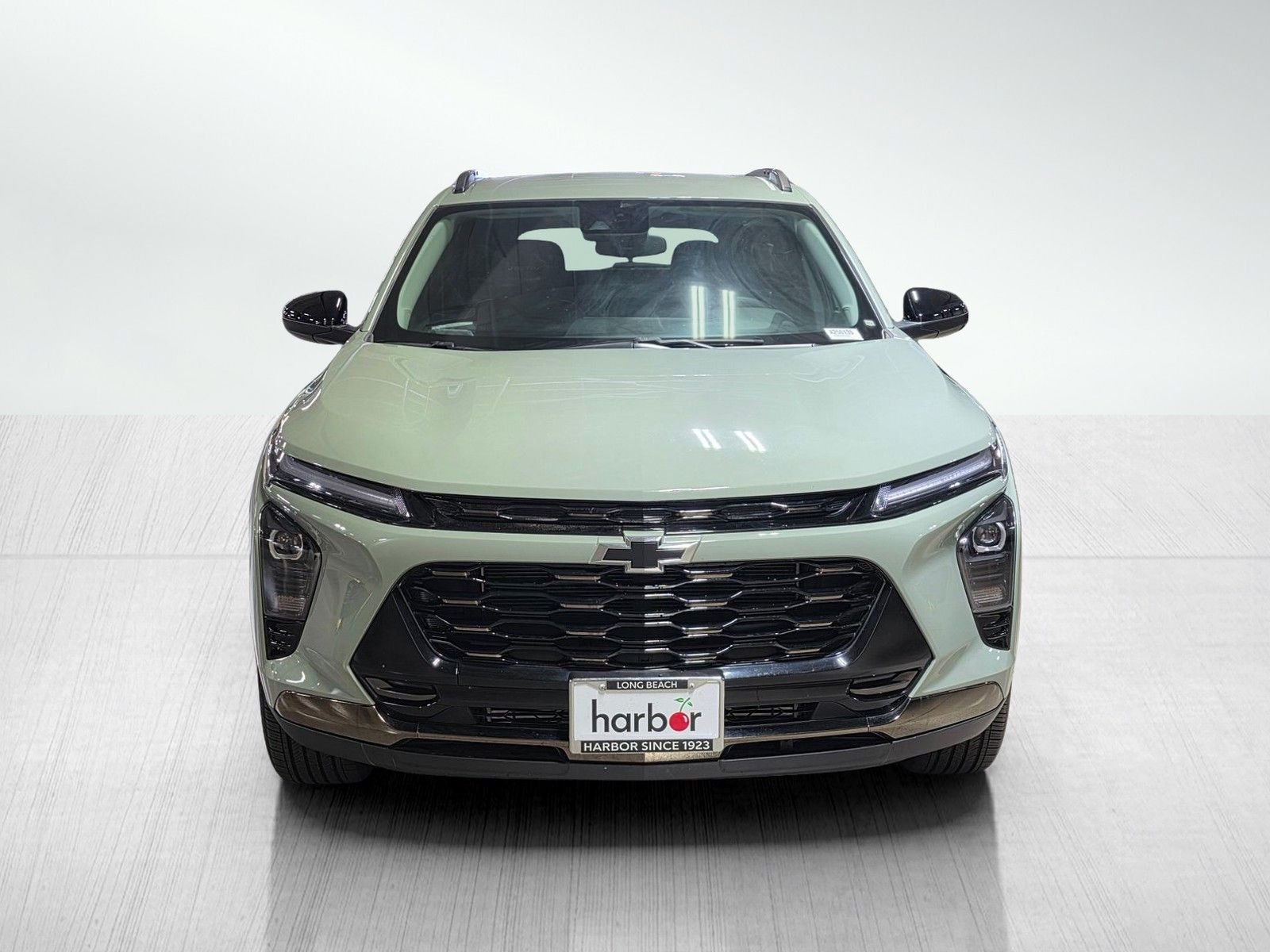 Used 2025 Cacti Green Chevrolet ACTIV image 2