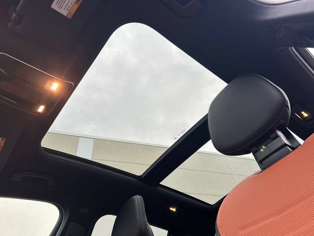 New 2027 Polar White Mercedes-Benz GLC 300 image 58