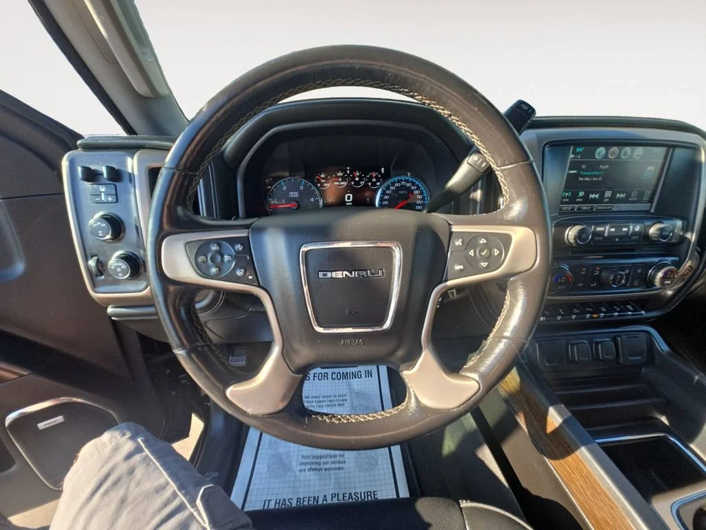 Used 2018 ONYX BLACK GMC Denali image 13