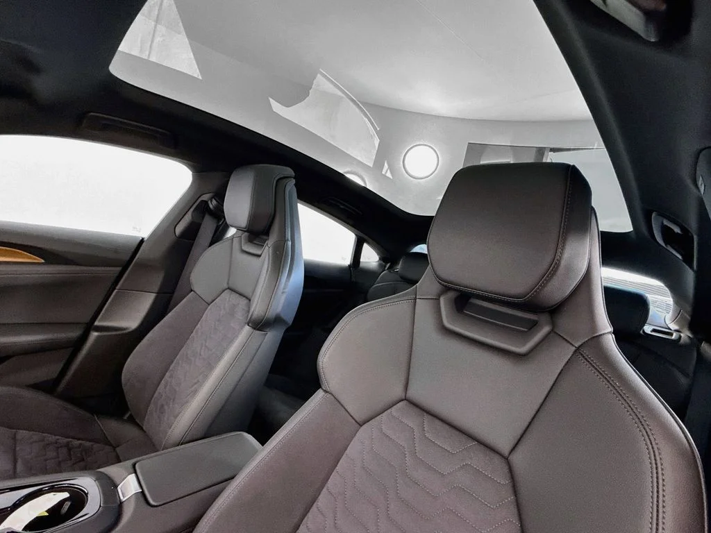 Used 2022 Silver Audi Premium Plus image 22