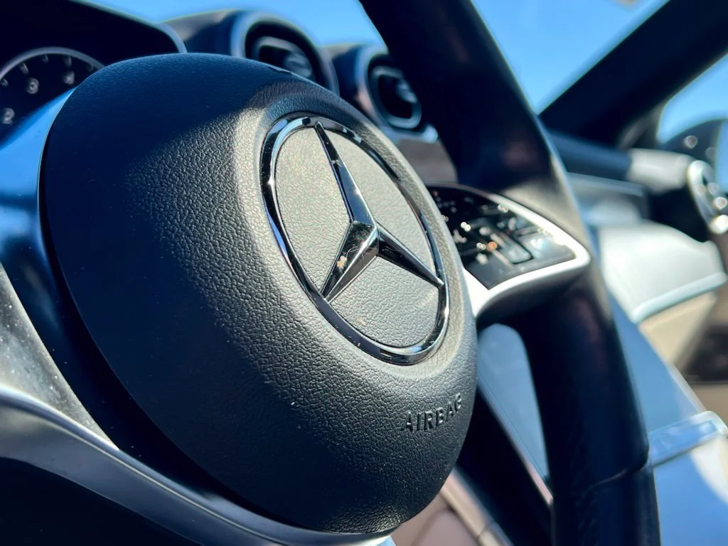 Used 2024  Mercedes-Benz GLC 300 image 22