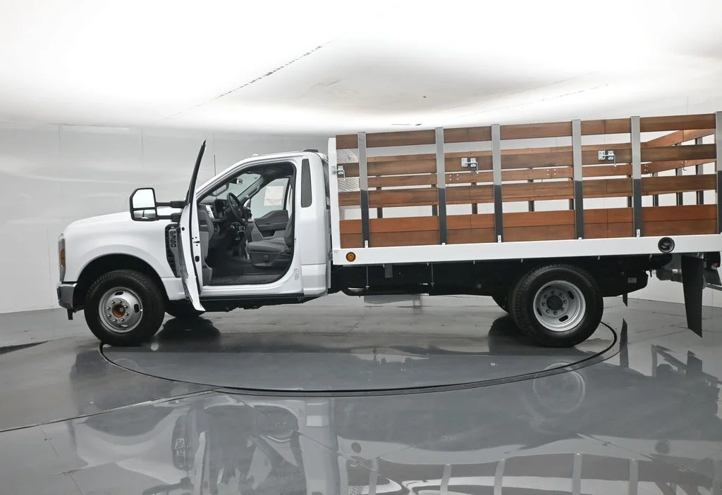 New 2026 White Ford XL image 30