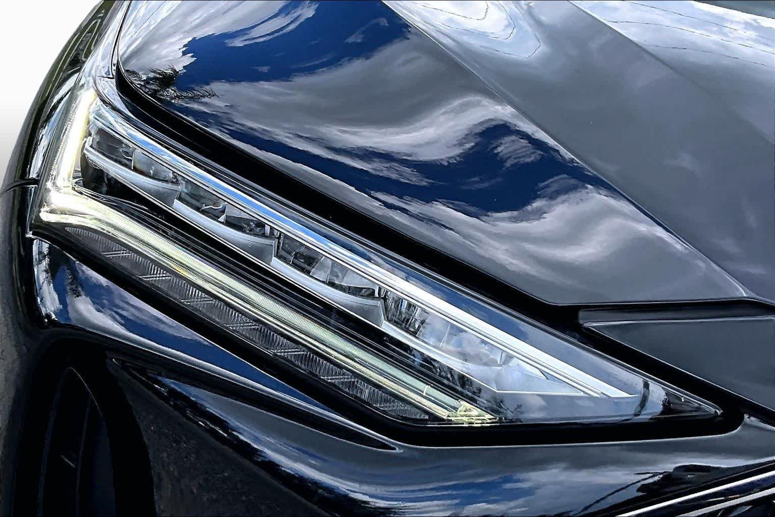 Used 2023 Majestic Black Pearl Acura w/Technology Package image 28