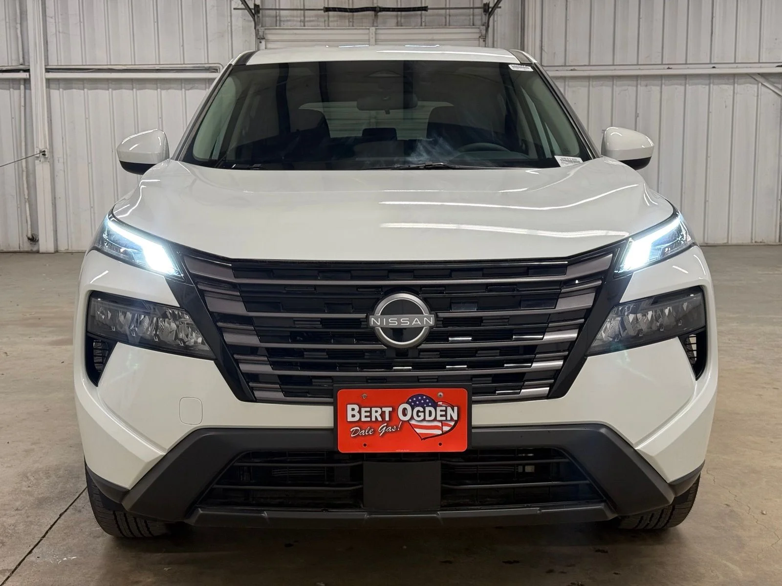 Used 2026 White Nissan SV image 2